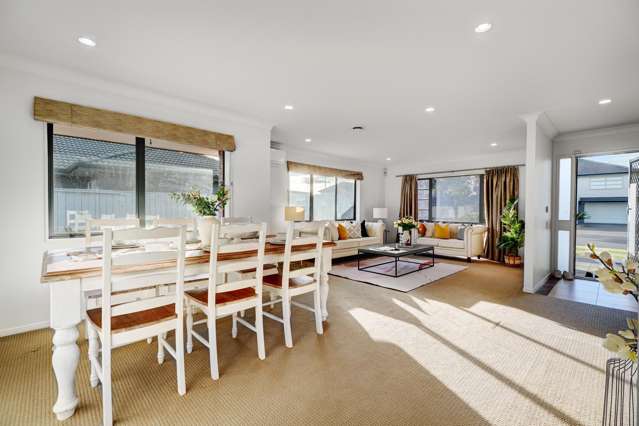 16 Turnberry Drive Wattle Downs_1