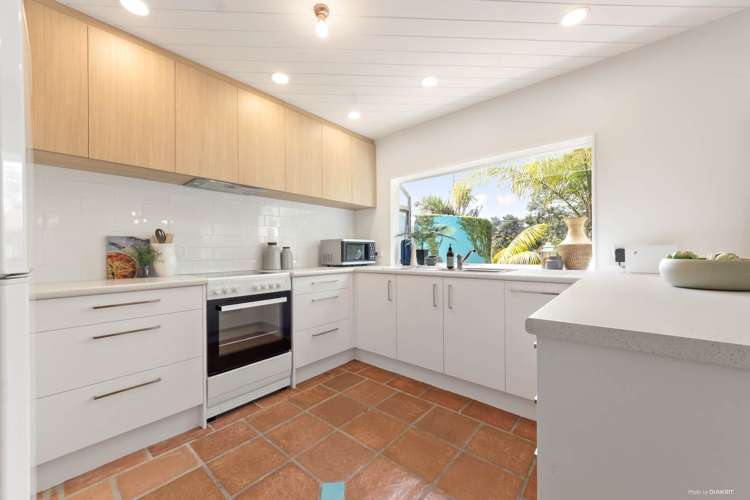 20 Tasman View Road Bethells Beach_7