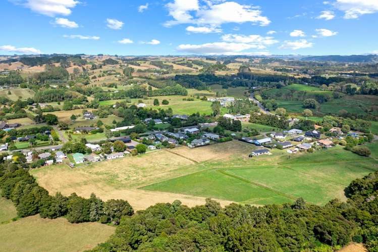 966 Kahikatea Flat Road Waitoki_13