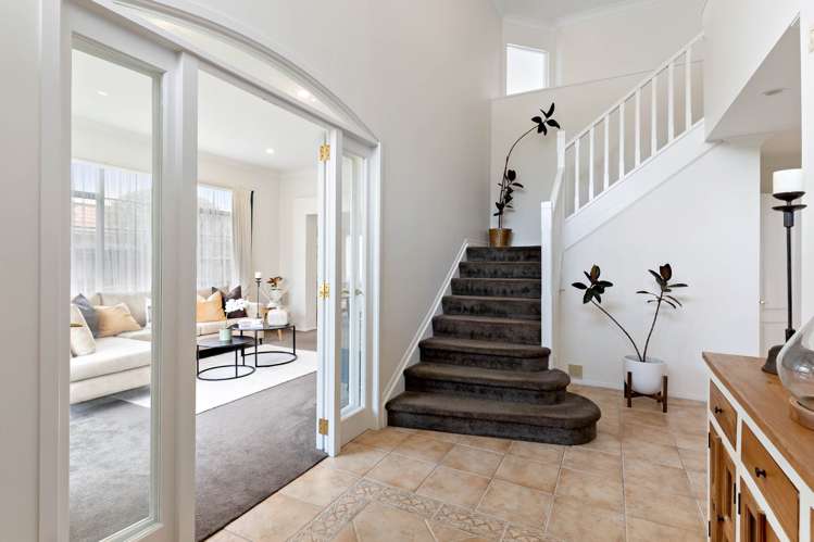 37 Panapa Drive St Johns Park_1