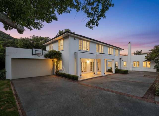 One not to be missed in Lowry Bay