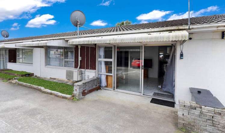 3/167 Shirley Road_0