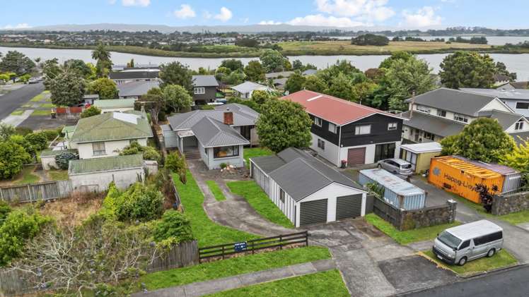 28 Evans Road Weymouth_20