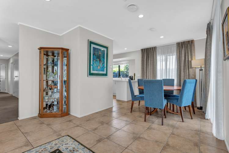 34 Stewart Gibson Place Manurewa_6