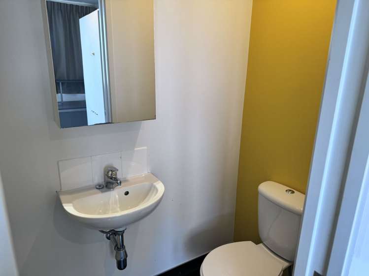 1107 138 Anzac Ave 10015_5