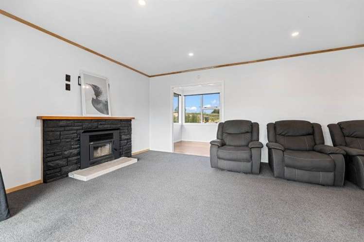 10 Maple Drive 11134_6