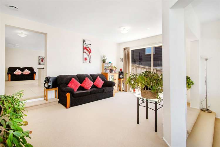 9 Tararua Close Aotea_6