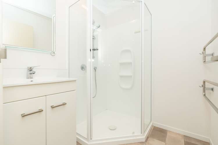 72 Grosvenor Gardens Flagstaff_17