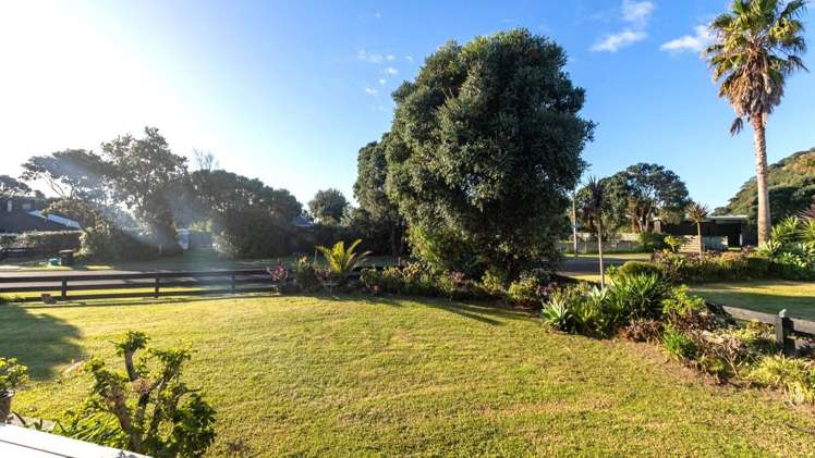205 Kenwood Drive Matarangi_15