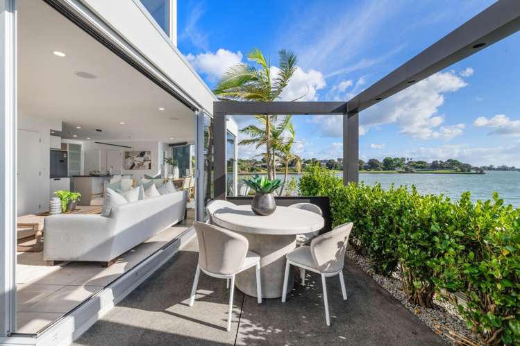 6B Arkley Avenue 10671_3