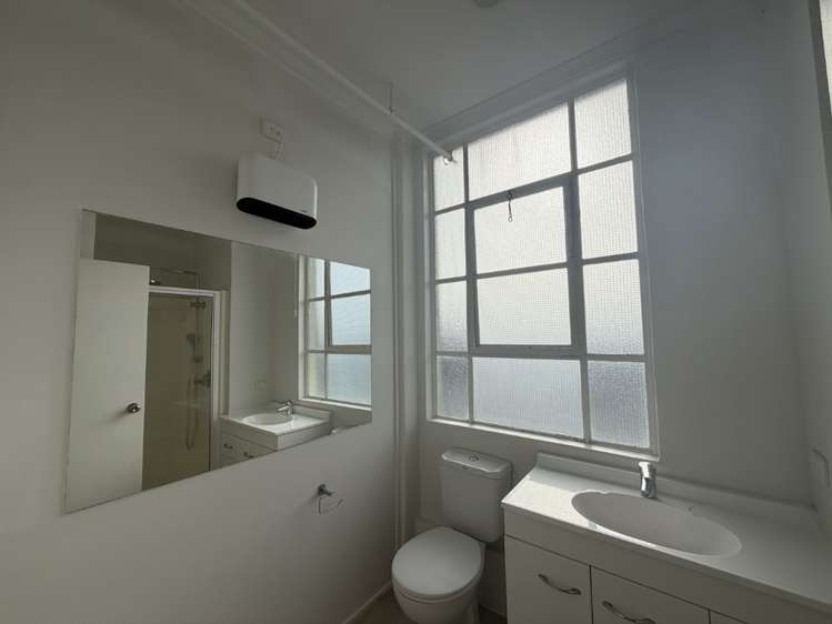 Unit 1, Level 4/5 Garden Place 10463_10