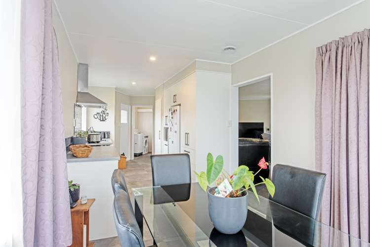 4 Stiles Avenue Waipukurau and Surrounds_6