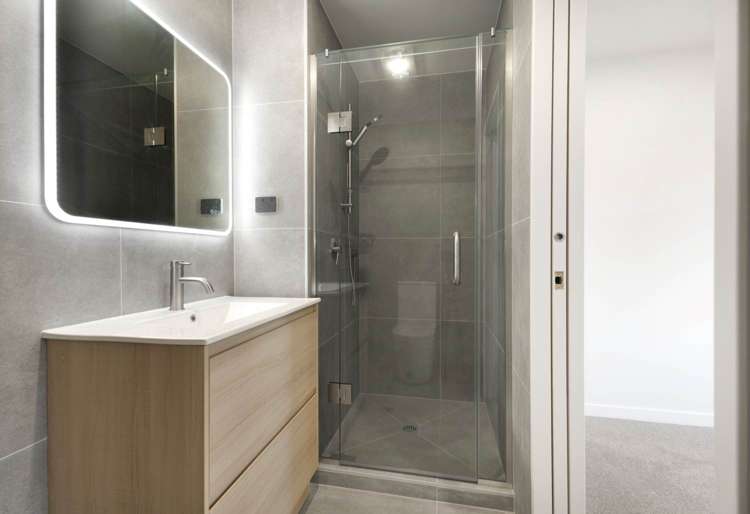 399 Massey Road Mangere East_7