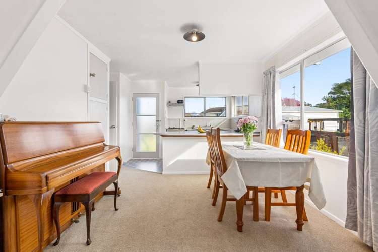 6 Chibnall Place Conifer Grove_6