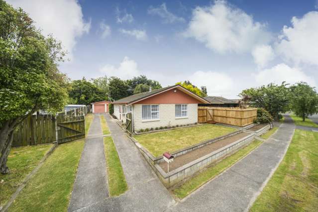 23 Humphries Place Awapuni_1