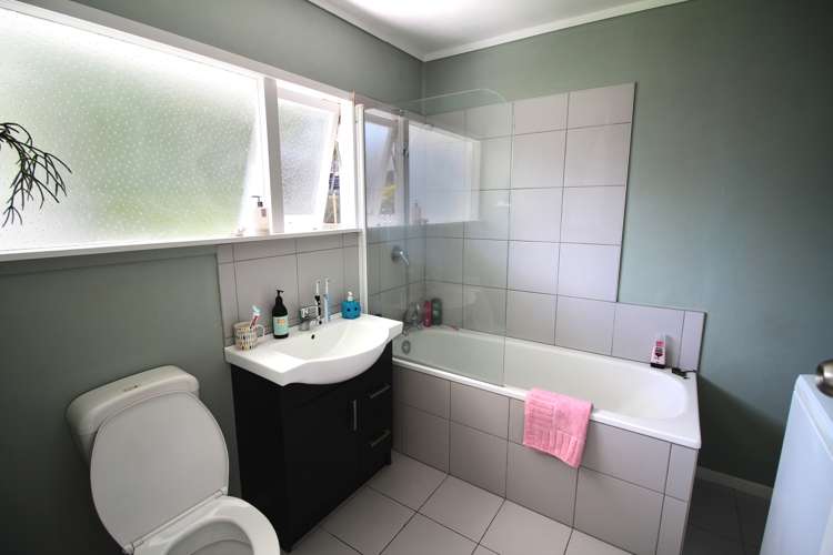 4/17 Don Croot Street Morningside_8