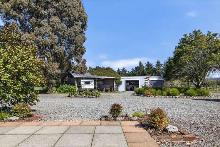 62A Cross Line Greytown_31
