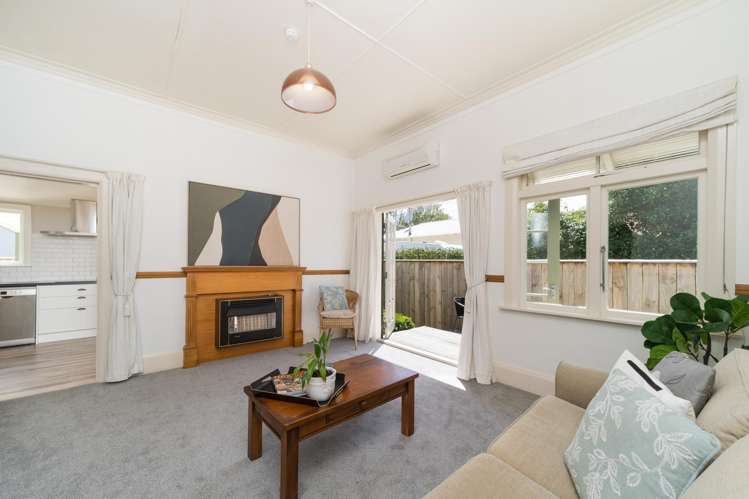 Front (9) Frederick Street Terrace End_13