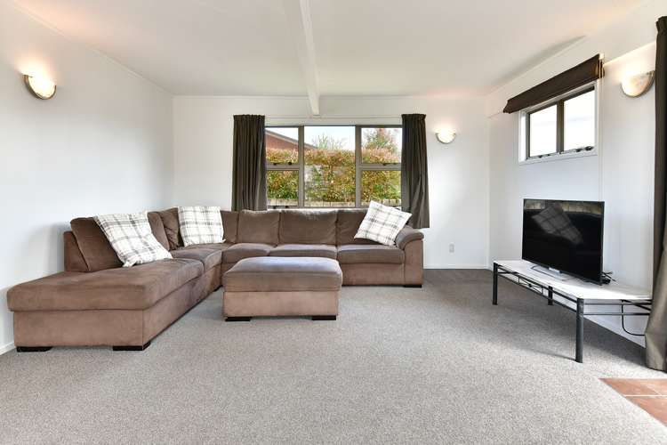 4b Parakai Avenue Parakai_5