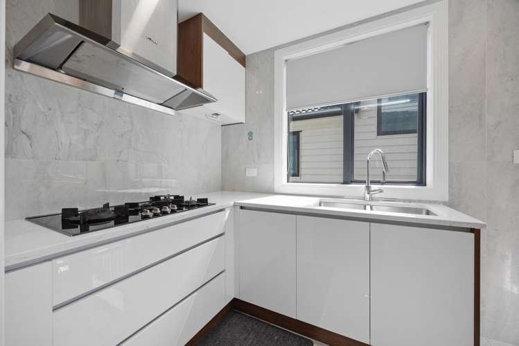 2 Drumnaconagher Road Flat Bush_16