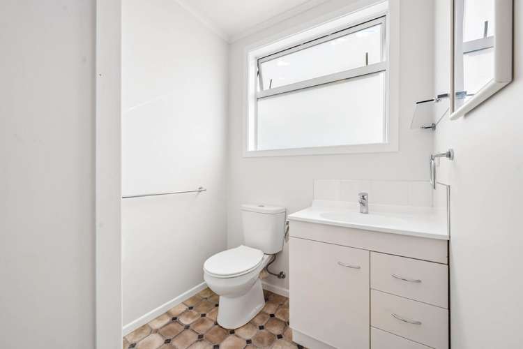 53 Greenhithe Road Greenhithe_11