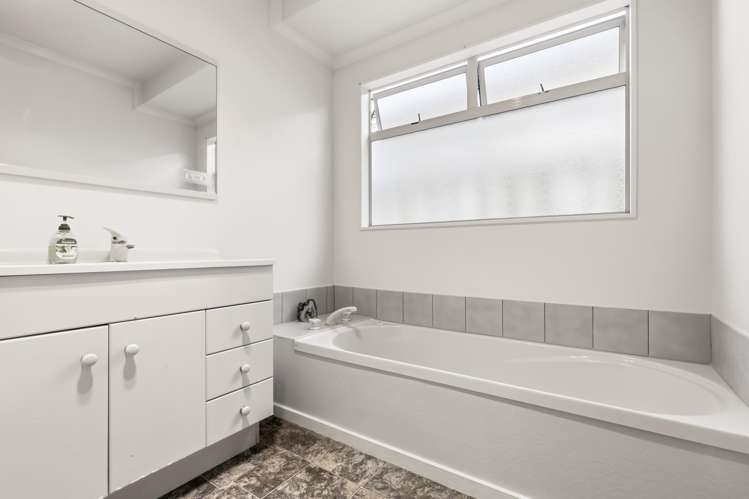 43 Kiddle Drive Hilltop_7