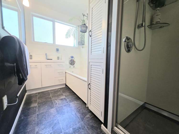 33 Devils Bridge Road Weston_14