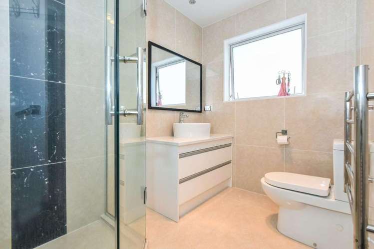 E/21 Stamford Crescent 10673_11