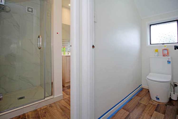 1/141 Bradbury Road Botany Downs_9