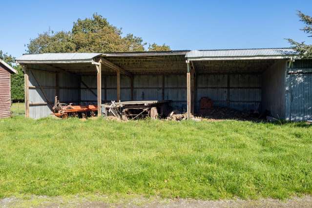 1099 Back Track Highbank_4