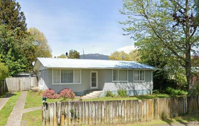 TURANGI - 3 BEDROOMS