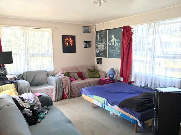 1/10 Ebenezer Way Clendon Park_2