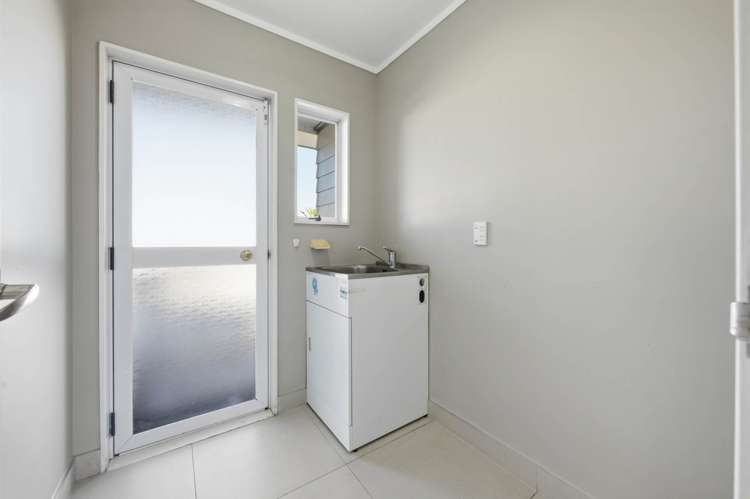 66 De Quincey Terrace Highland Park_20