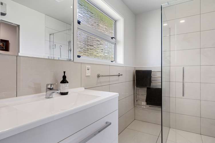 1624 Cust Road Cust_12