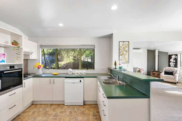 3a Doyly Drive Stanmore Bay_4