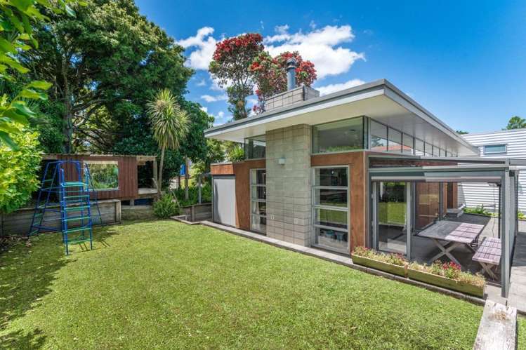 2/36 Penney Avenue 10044_1