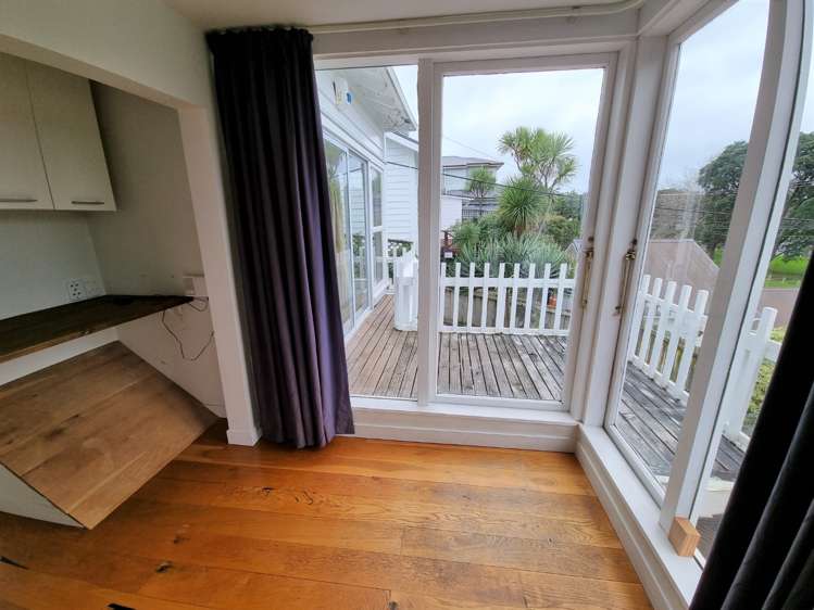 12 Seabreeze Road Narrow Neck_5