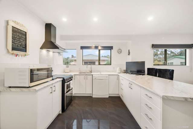 2/287 Vipond Road Stanmore Bay_4