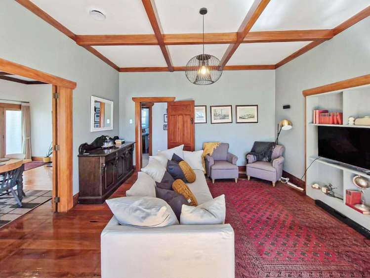 101 Cameron Road 11555_10