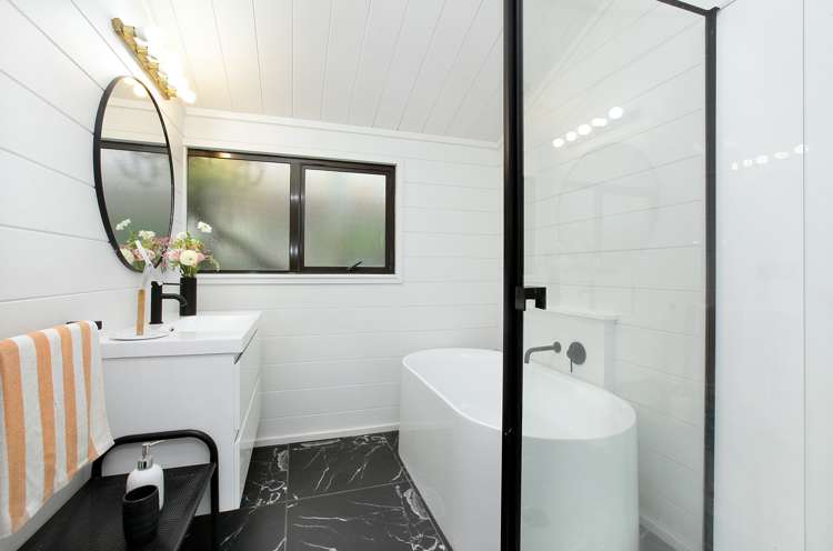 93 Donald Bruce Road Surfdale_8