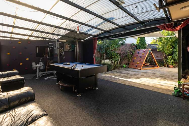 15B Roys Road_5