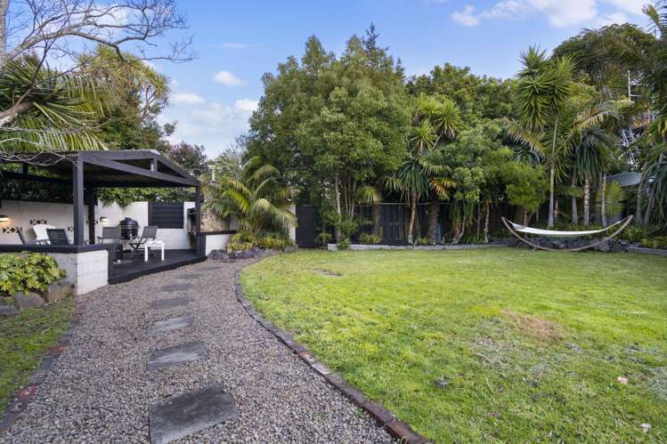 35 Kurnell Drive Botany Downs_17