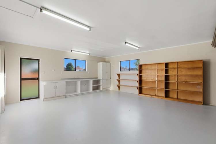 42 Lloyd Street Parkvale_18