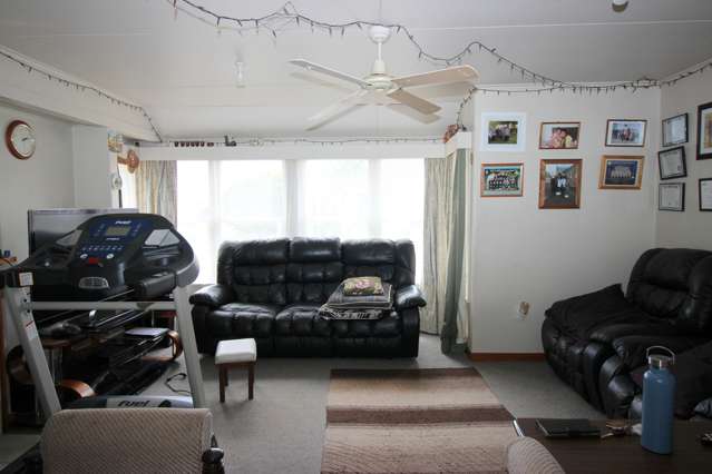 87 Lithgow Street Glengarry_3