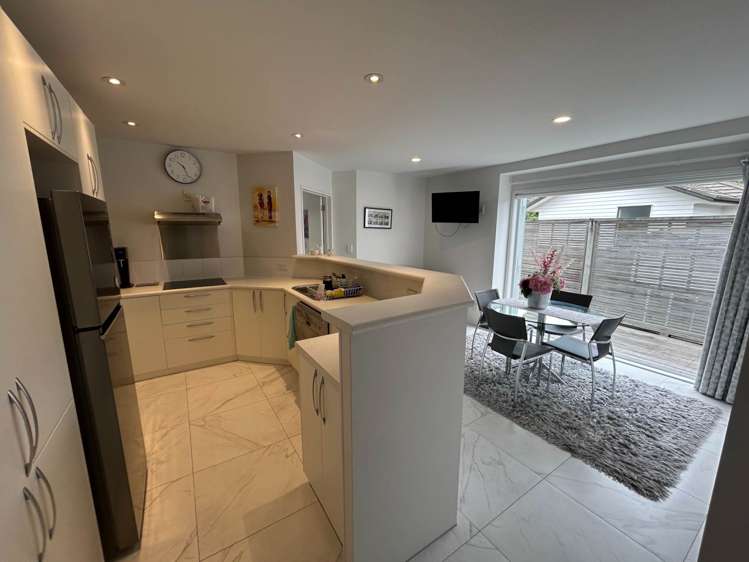 10B Tipene Place Meadowbank_2