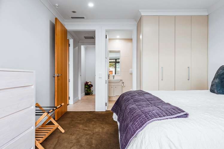 3/88 Lake Terrace Central_17