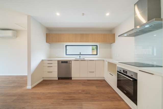 14/4; 15/4 Tawhai Street Stokes Valley_4