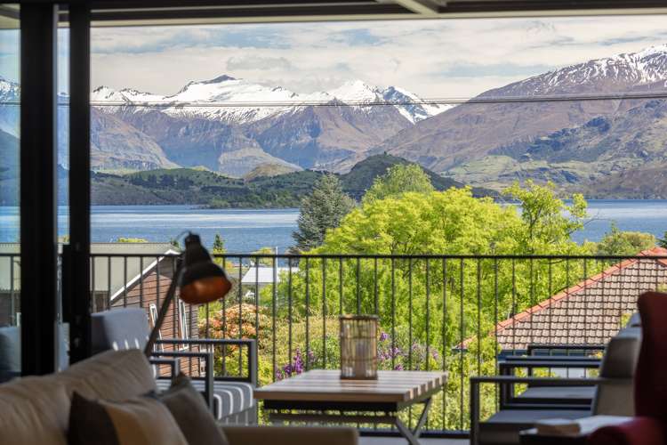 55 Dungarvon Street Wanaka_8