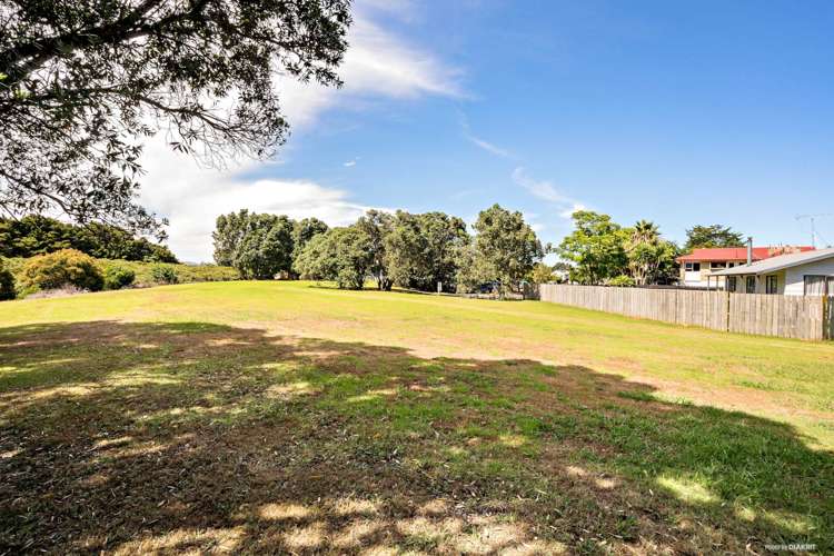 38 Seaward Place Wattle Downs_18