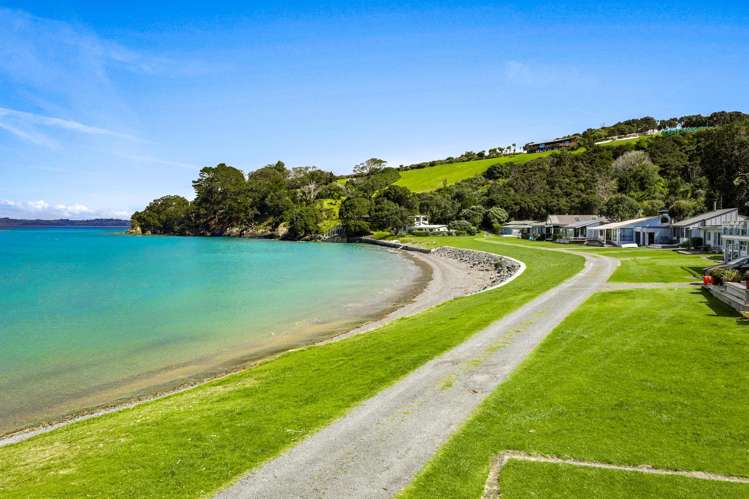 Cabin 10, 1116 Takatu Road Matakana_37